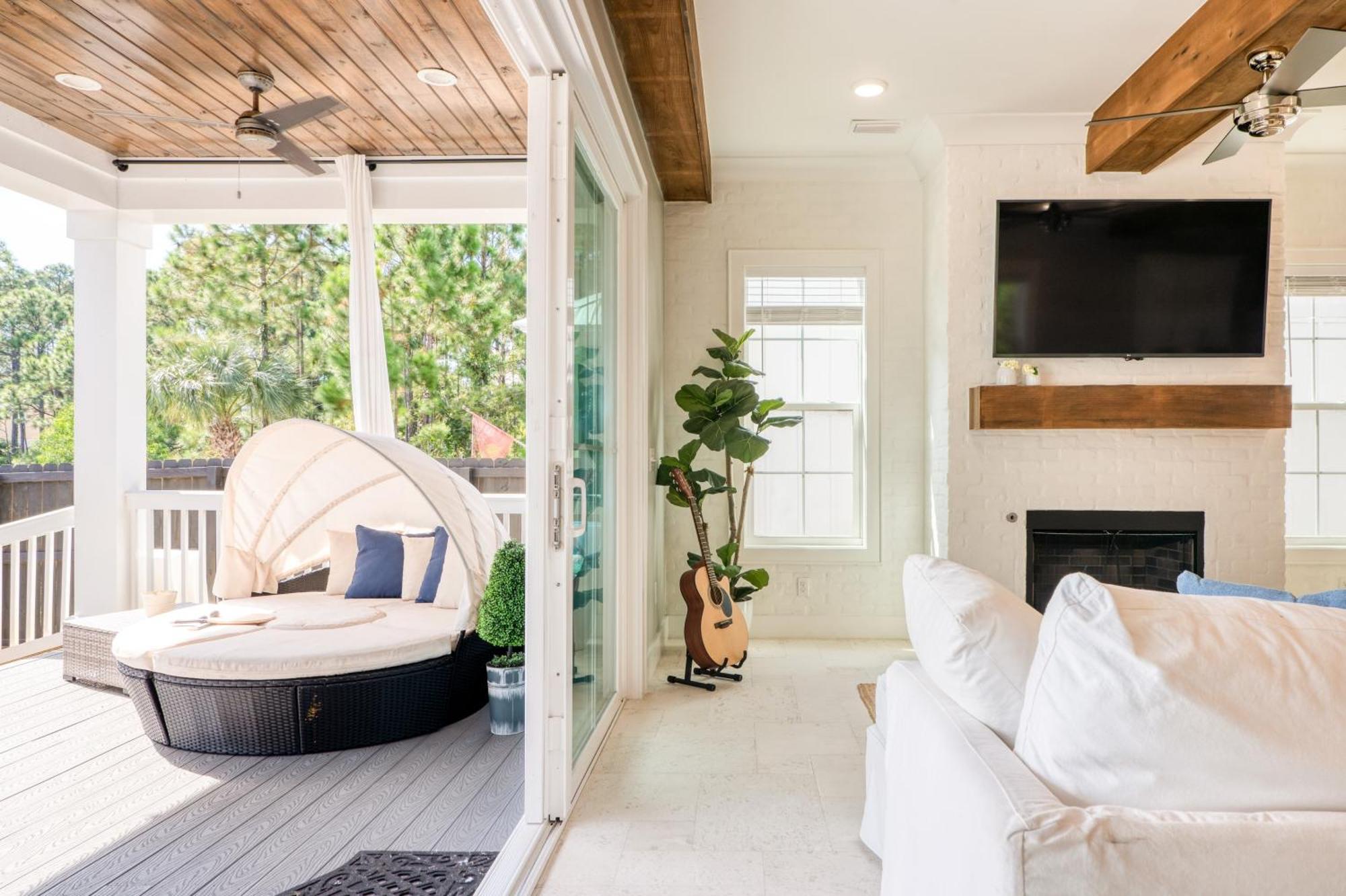Edgewater By Avantstay Gorgeous Character Lakefront Home W Private Dock デスティン エクステリア 写真